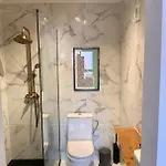 Apartment King's House *