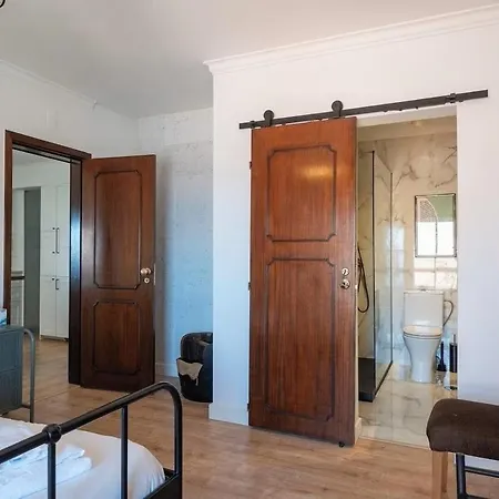 King's House Апартаменты Эрисейра